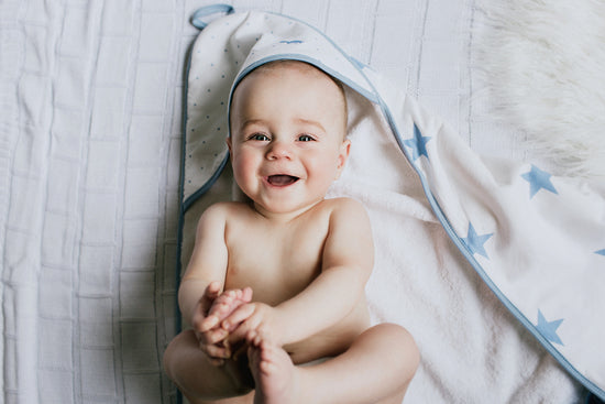 Little Turtle Baby, Hooded Towel, Soft on babies` skin, 100% Cotton Terry towelling and Cotton Jersey Towelling lined hood for extra comfort and absorbency, Traditional square style; size – 80cm x 80cm